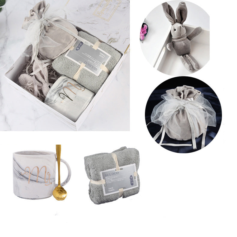 Creative and practical gift box - Bride - Bridesmaid