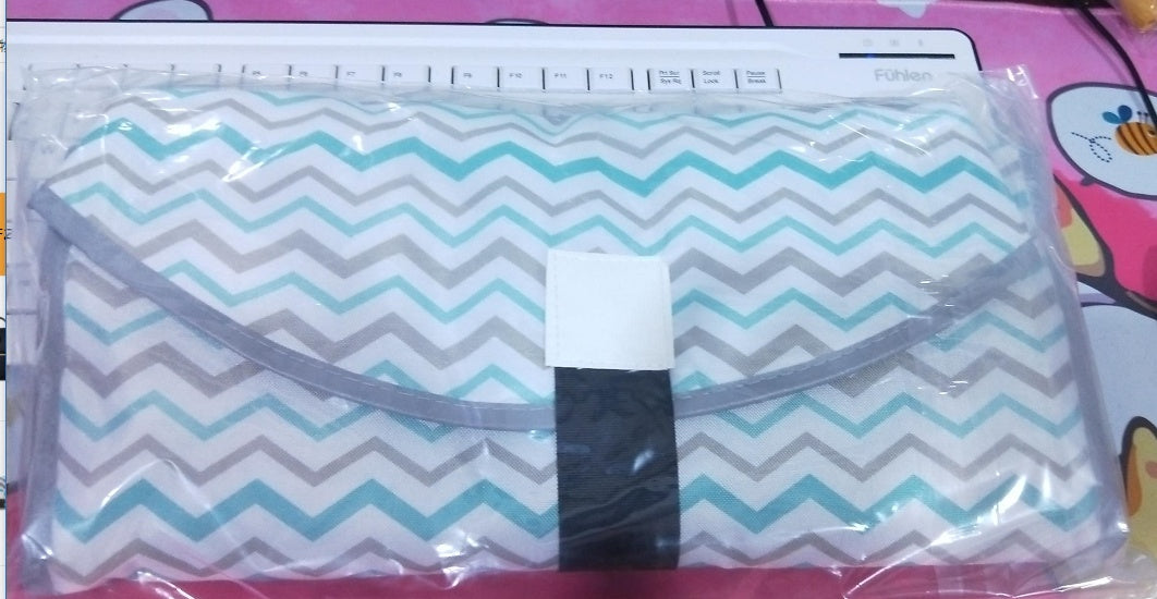 Portable Diaper Changing Pad Clutch for Baby