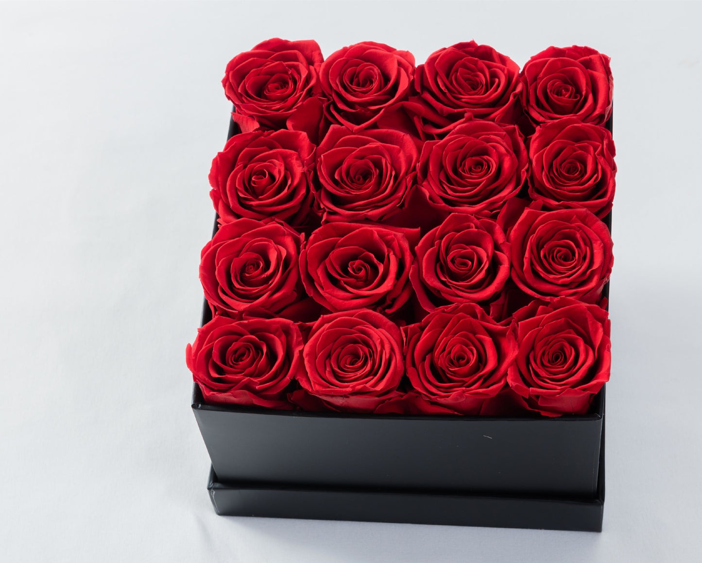 Heart-shaped Flowers gift box