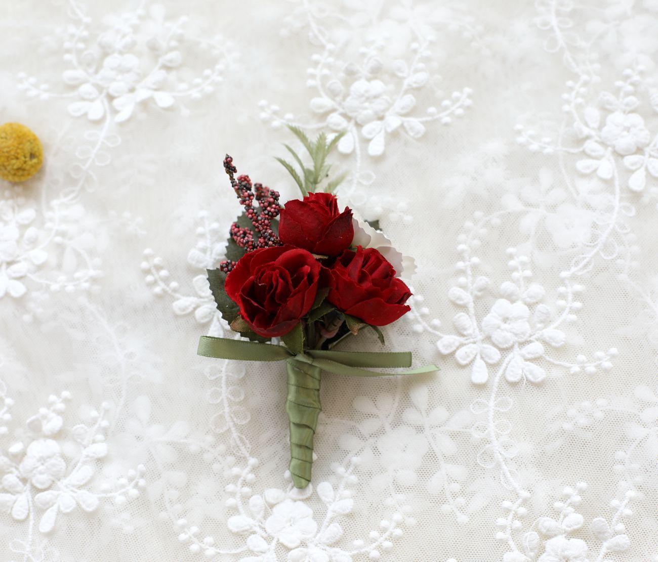 Groom And Groomsman Corsage