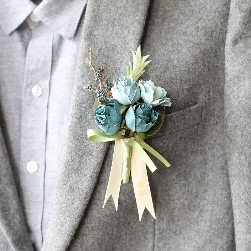 Groom And Groomsman Corsage